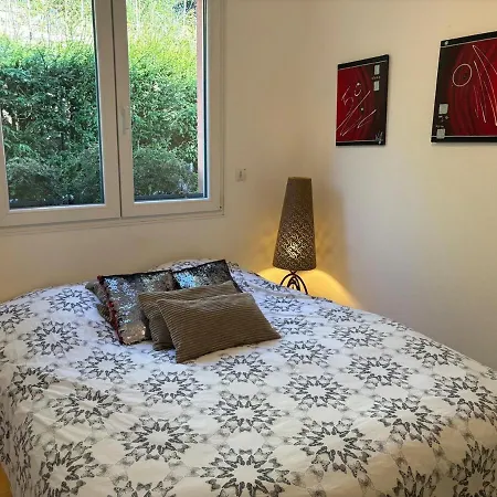 Spacieux De Deux Apartment *